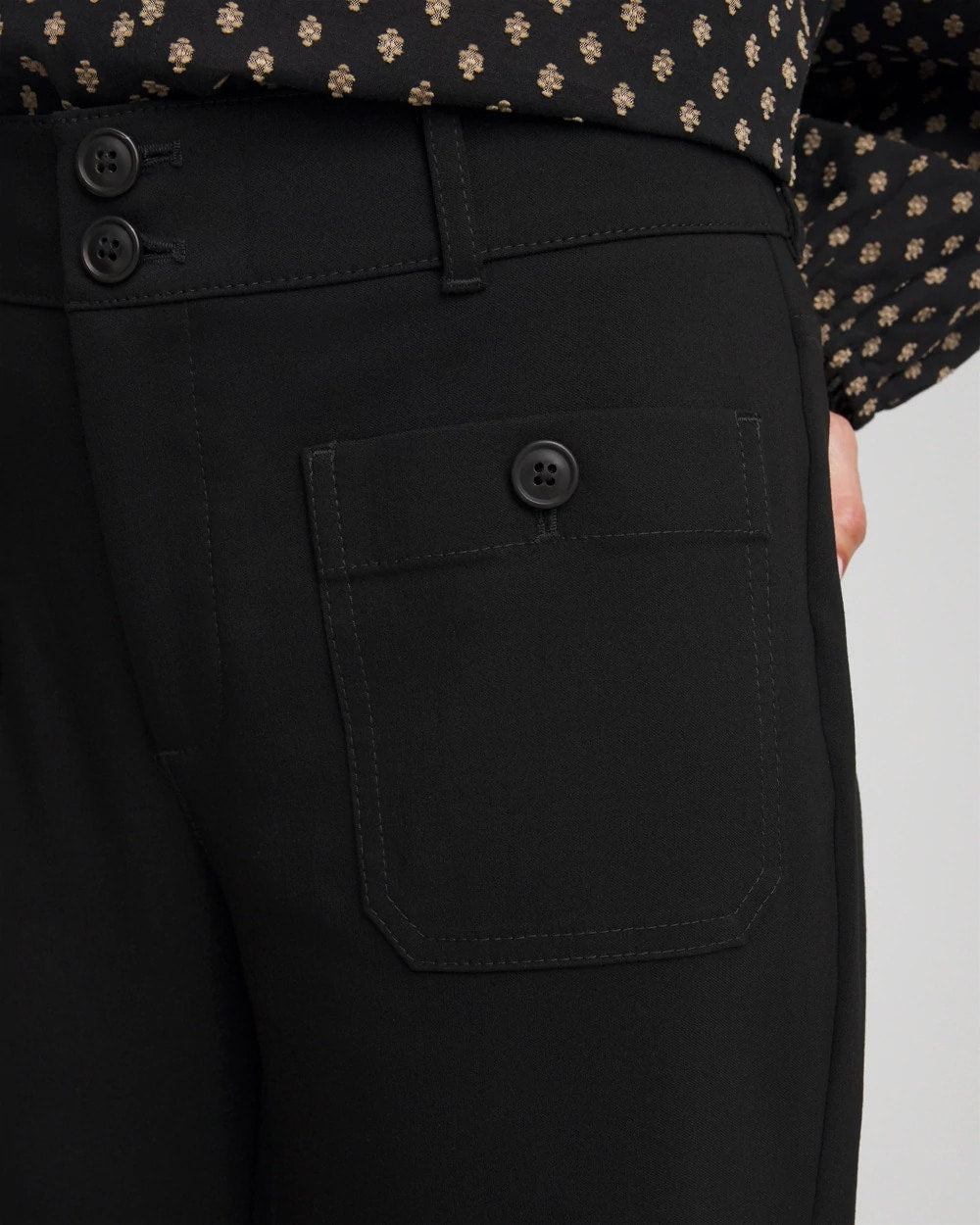 Chico's Women | Emme Four Pocket Straight Cropped Pants BLACK