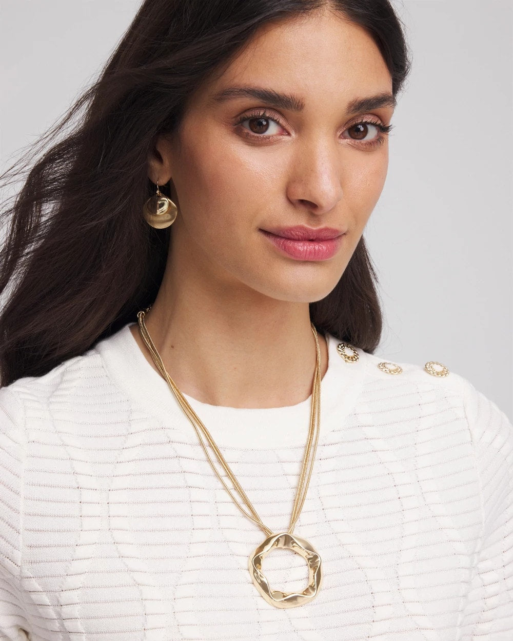 Chico's Women | Short Circle Pendant GOLD