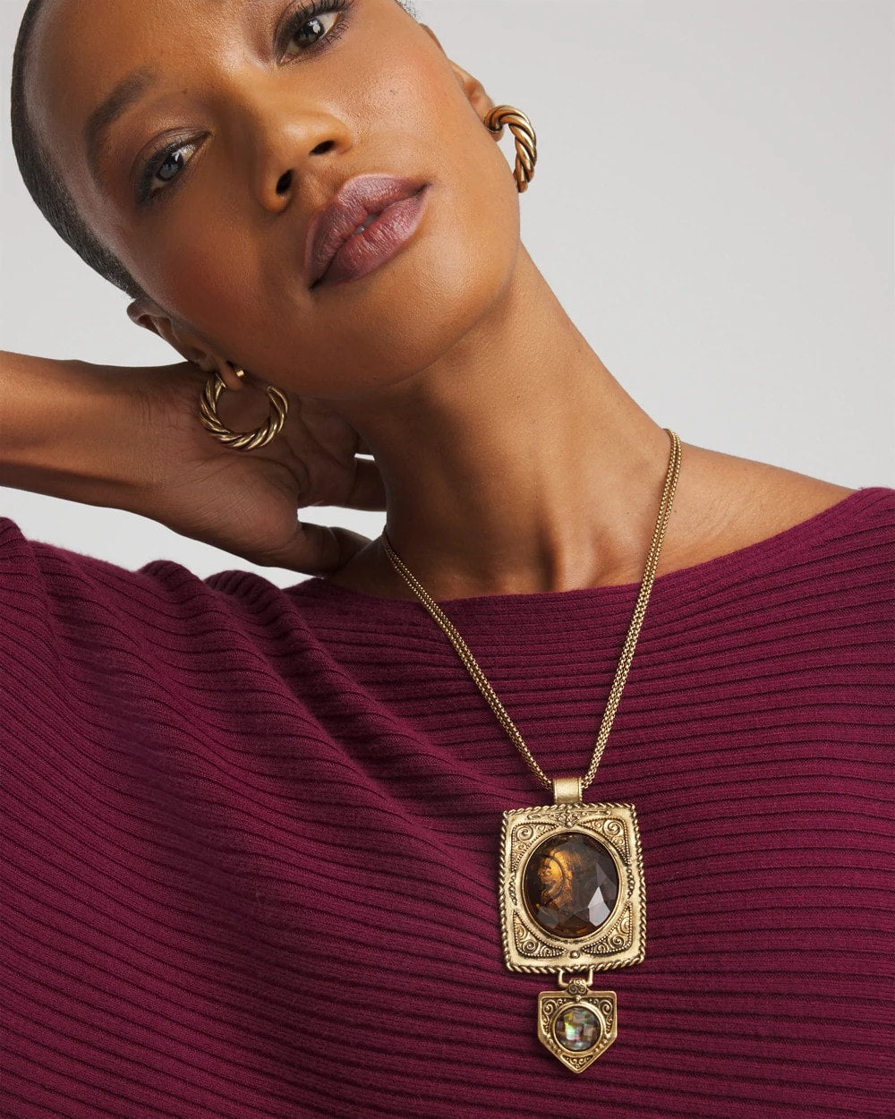 Chico's Women | Adjustable Medallion Gem Pendant GOLD