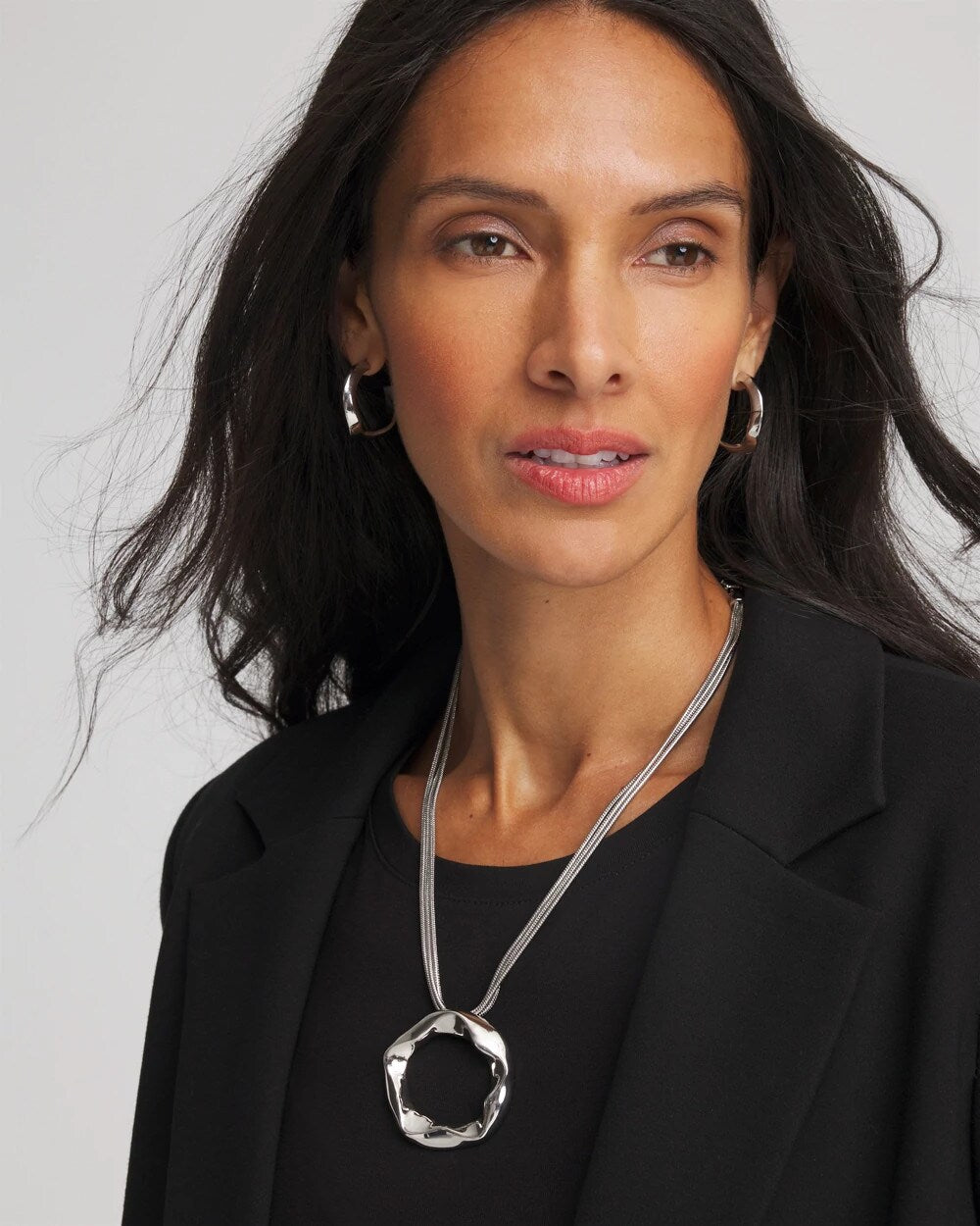 Chico's Women | Short Circle Pendant Necklace SILVER