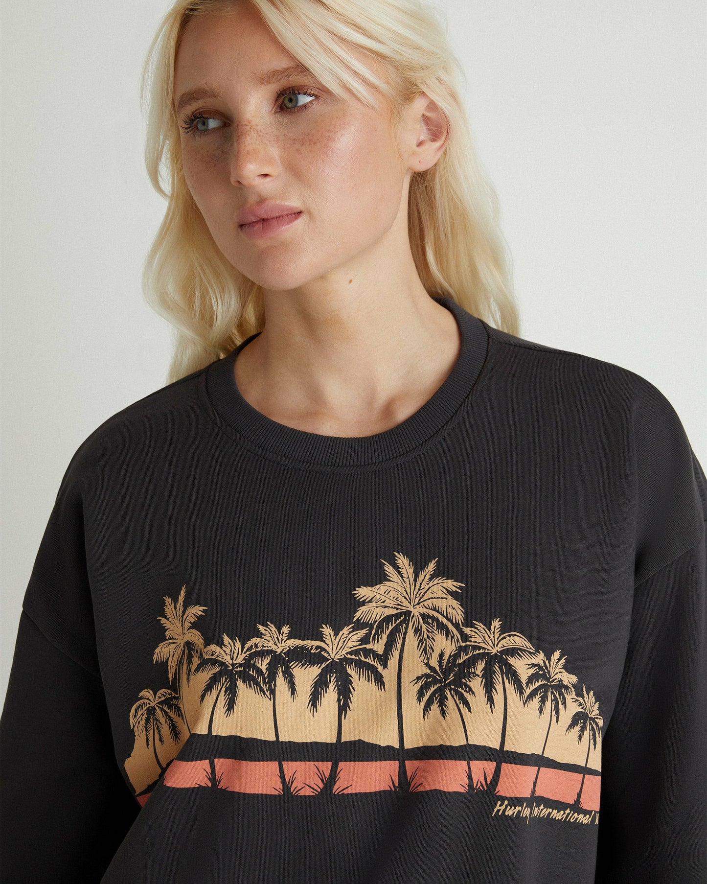 Sea-Nario Oversized Crew