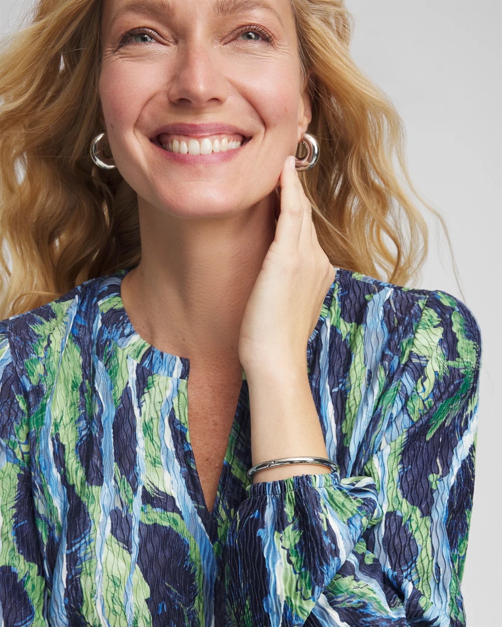 Chico's Women | Ocean Plume Crinkle Top PASSPORT BLUE