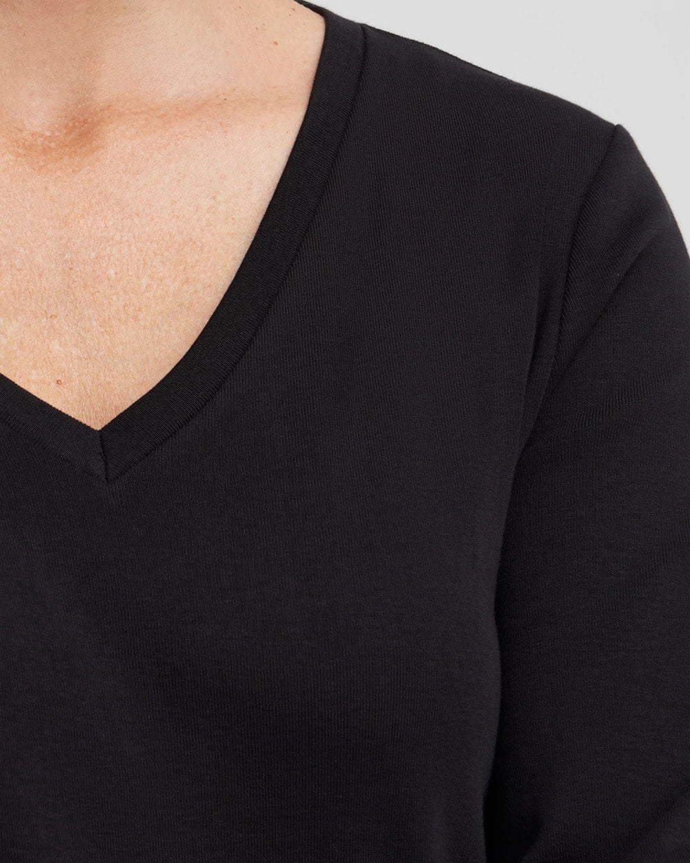 Chico's Women | 3/4 Sleeve V-Neck Tee BLACK