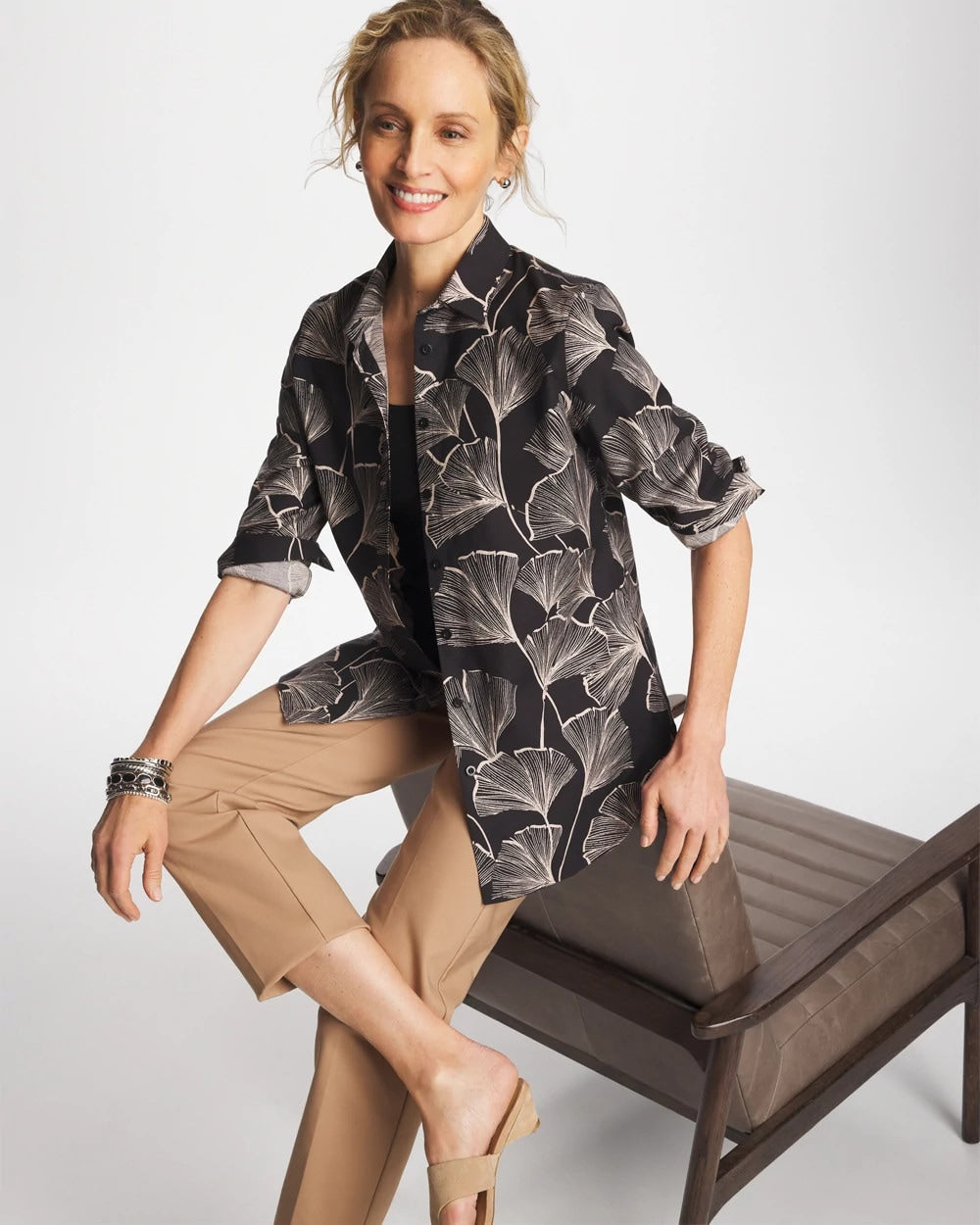 Chico's Women | No Iron™ Stretch Ginkgo Glory Shirt BLACK