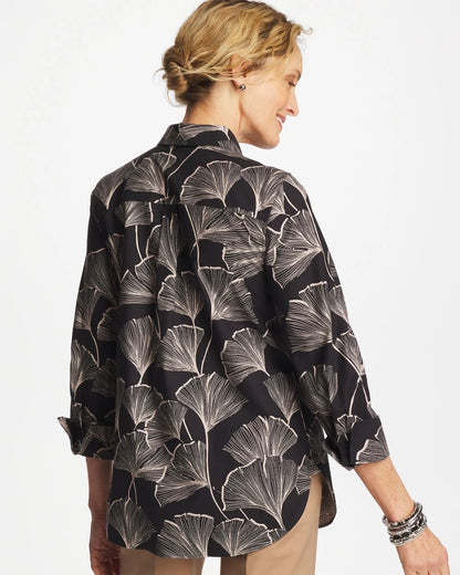 Chico's Women | No Iron™ Stretch Ginkgo Glory Shirt BLACK