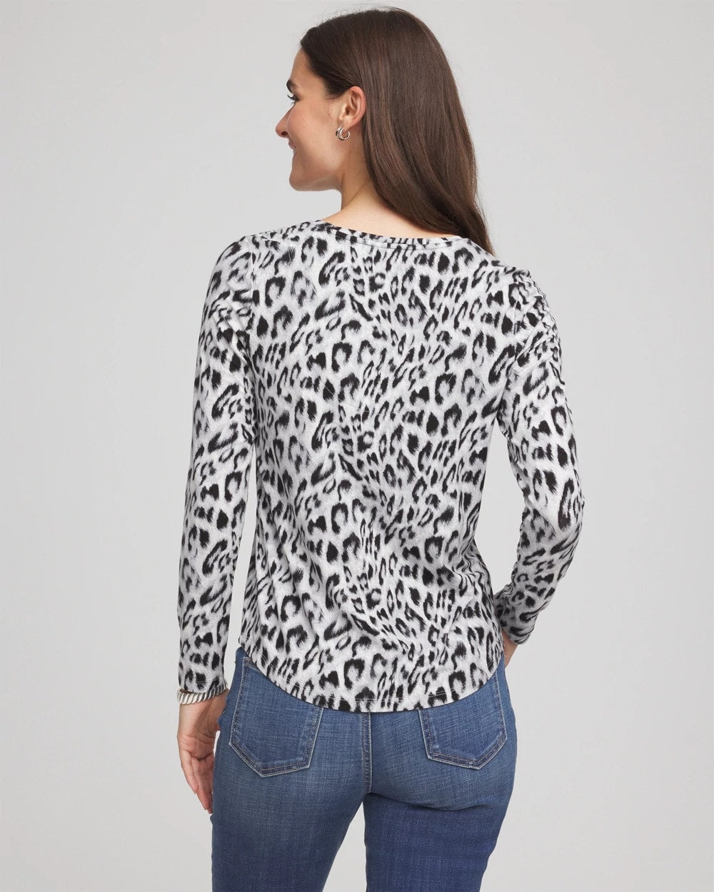 Chico's Women | Touch of Cool™ V-Neck Layering Tee DOVE GRAY
