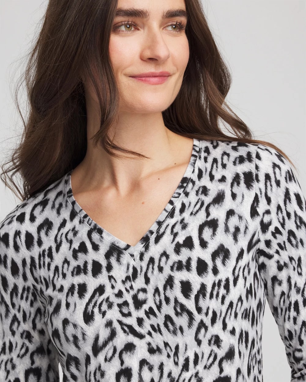 Chico's Women | Touch of Cool™ V-Neck Layering Tee DOVE GRAY
