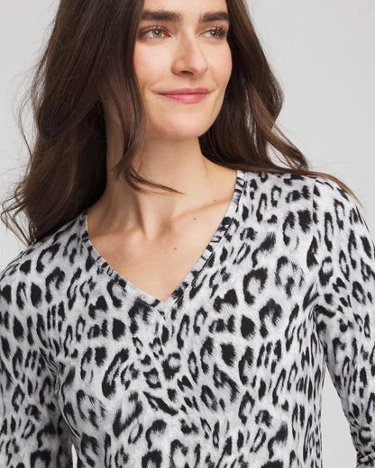 Chico's Women | Touch of Cool™ V-Neck Layering Tee DOVE GRAY
