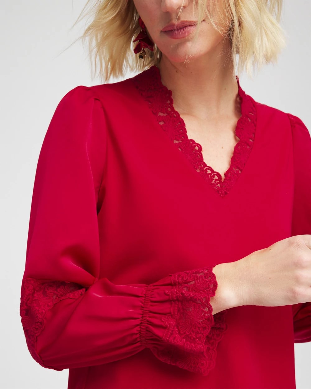 Chico's Women | Lace V-Neck Top CARMINE RED