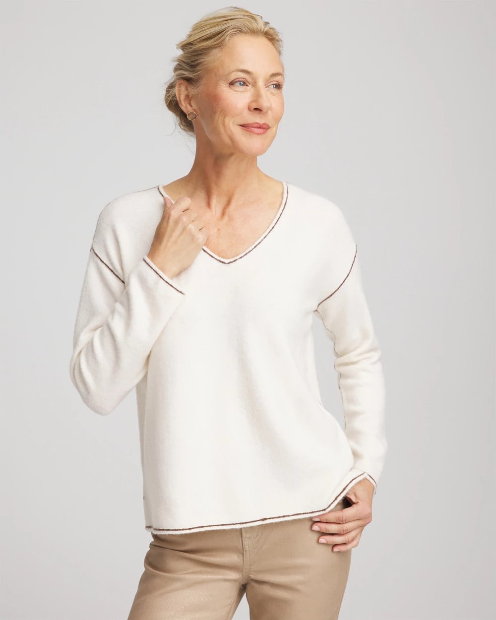 Chico's Women | Contrast Stitch V-Neck Sweater ENGLISH CREAM