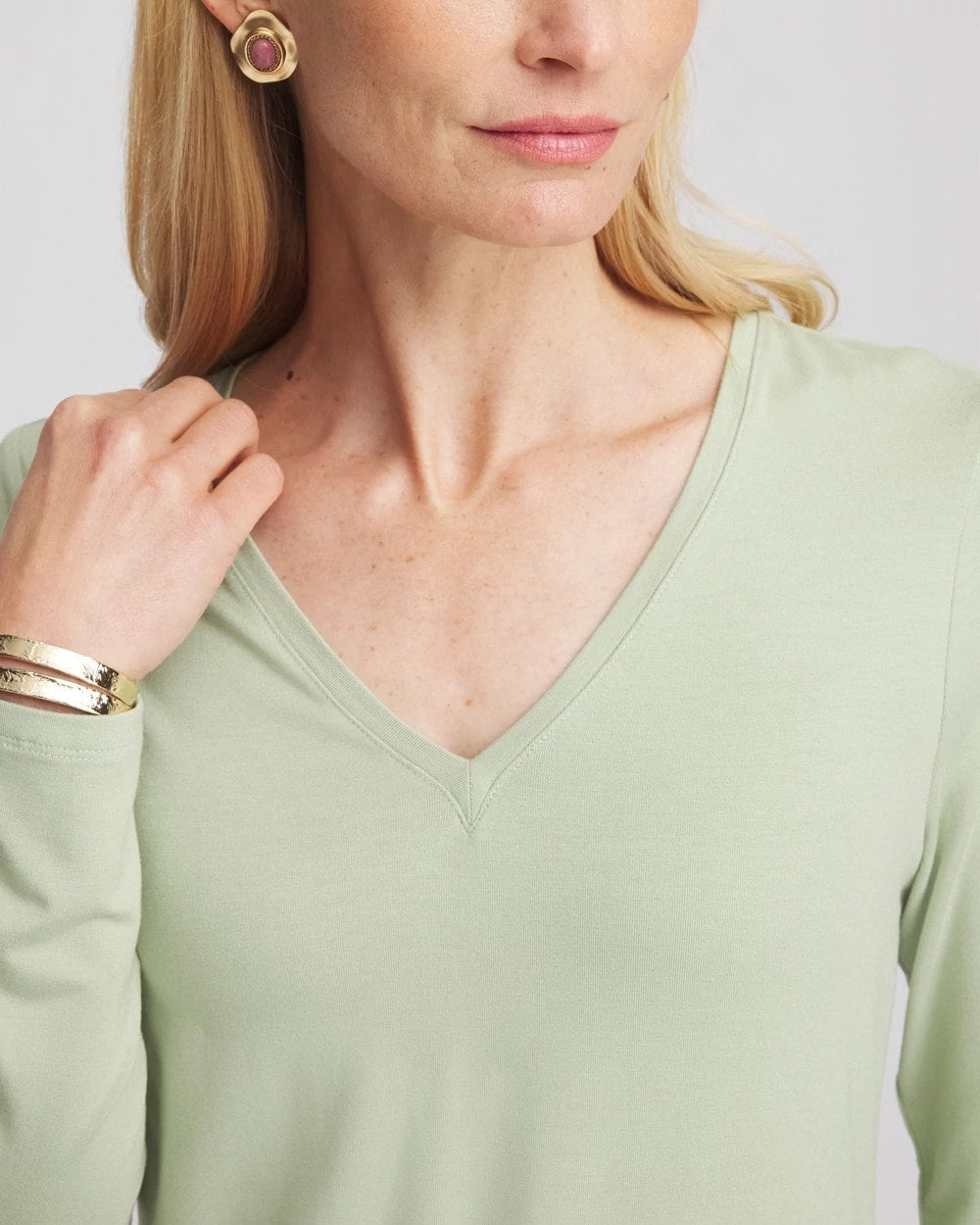 Chico's Women | Touch of Cool™ V-Neck Layering Tee SAGE MEADOW