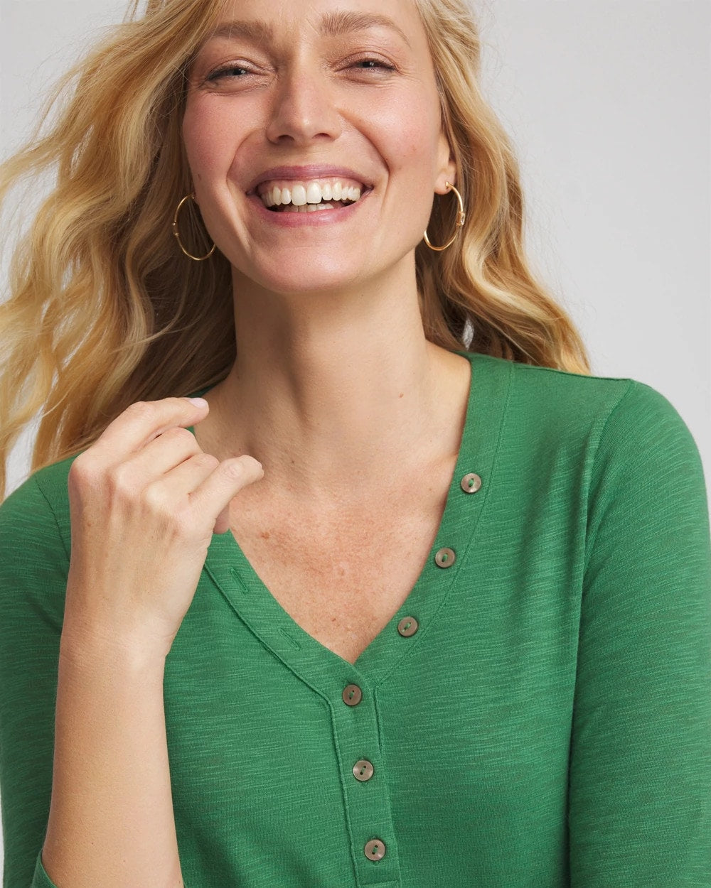 Chico's Women | Slub Splitneck Button Tee JARDIN GREEN