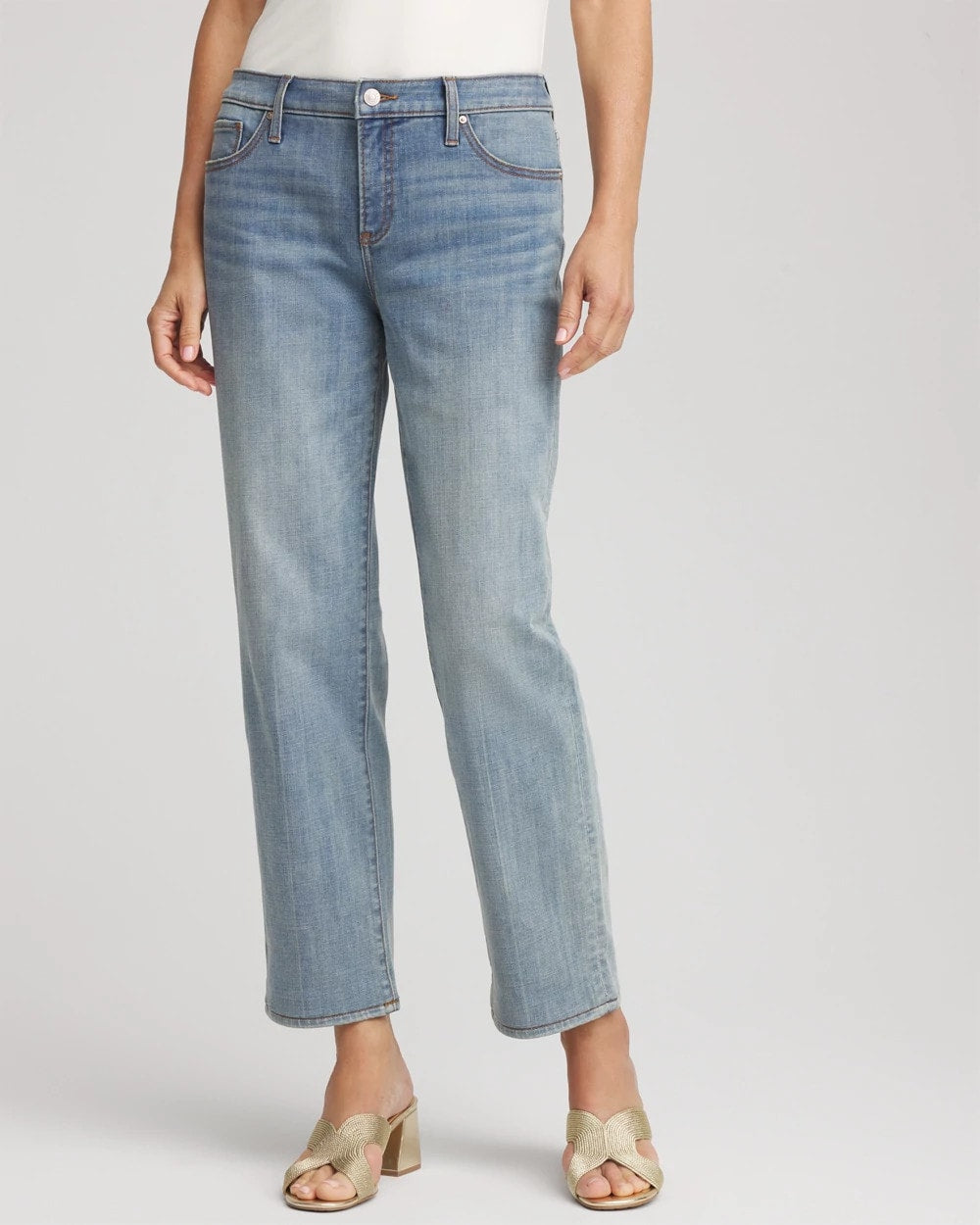 Chico's Women | Girlfriend Straight Ankle Jeans AZZURRO INDIGO