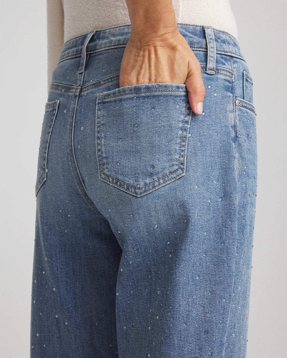 Chico's Women | Dewdrop Boyfriend Cropped Jeans OSLO INDIGO