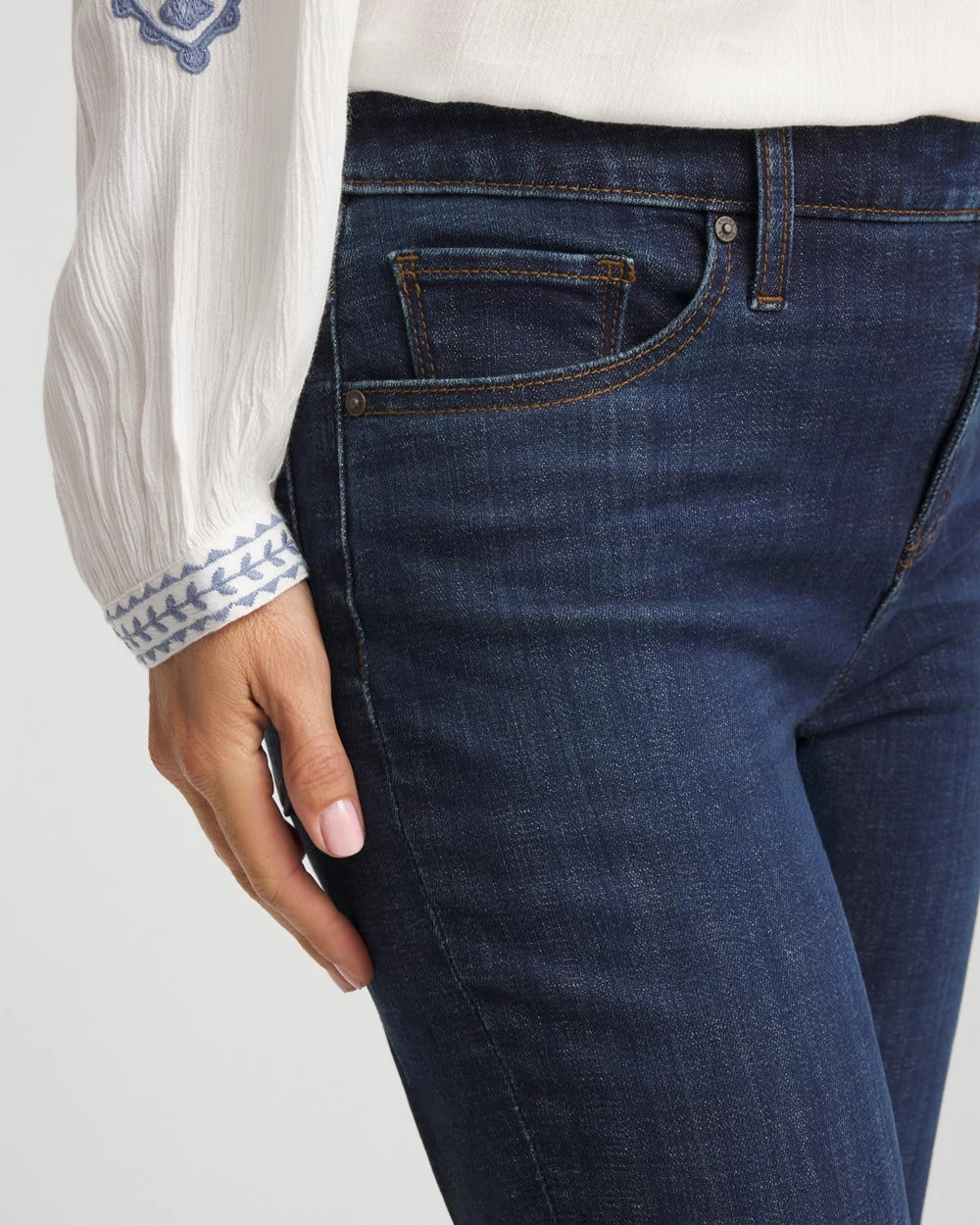 Chico's Women | Girlfriend Slim Ankle Jeans DARK SAPPHIRE INDIGO