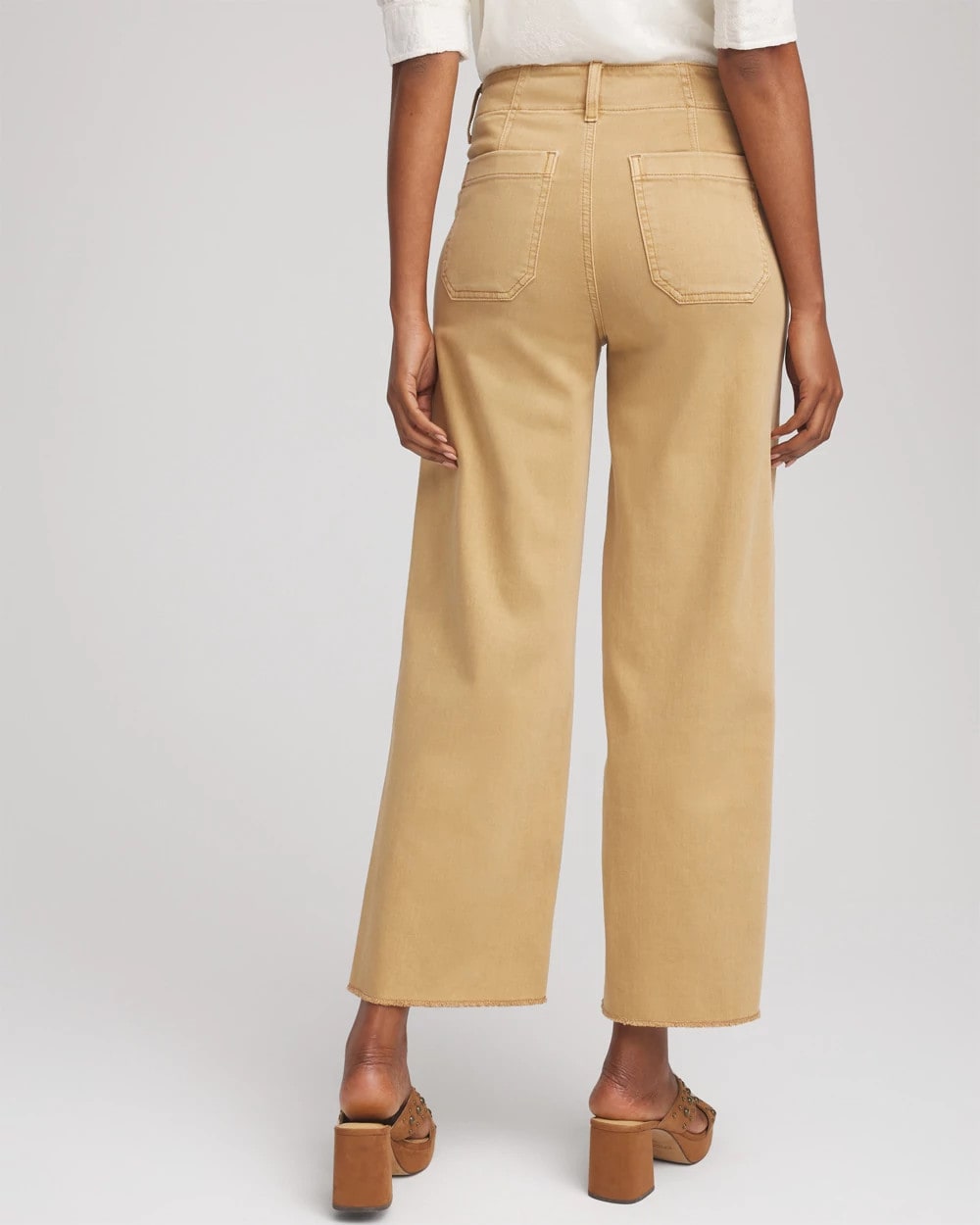 Chico's Women | Neutral Pull-On Cropped Wide-Leg Frayed Jeans CAFE AROMA