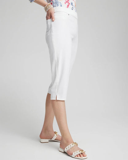 Chico's Women | No-Stain 17" Pull-on Denim Capris ALABASTER