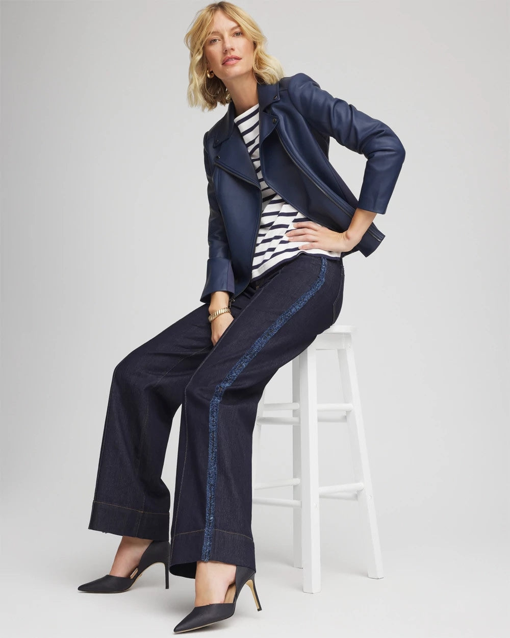 Chico's Women | Petite Frayed High-Rise Wide-Leg Jeans CEDAR RINSE