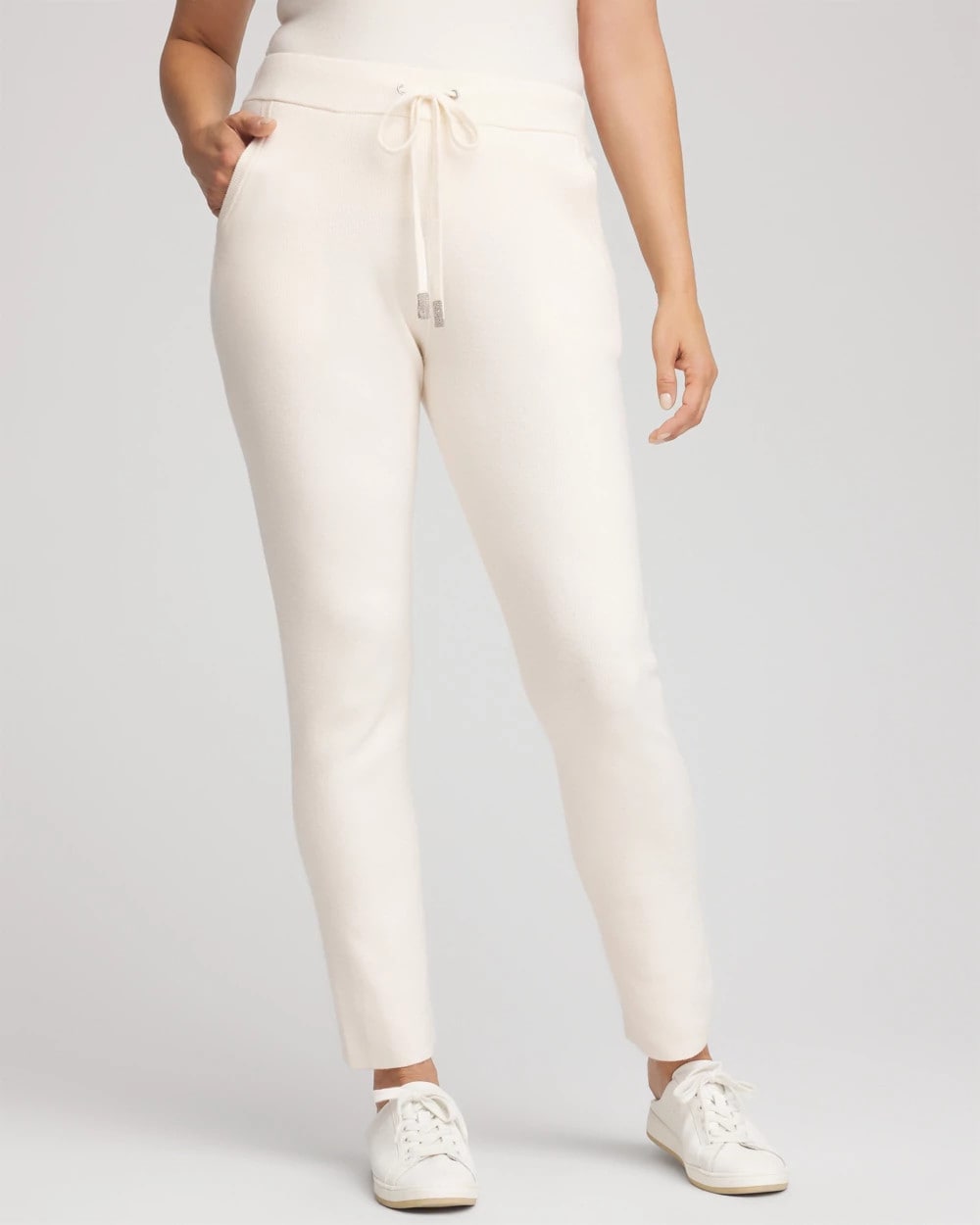Chico's Women | Zenergy® Luxe Tapered Ankle Pants ENGLISH CREAM