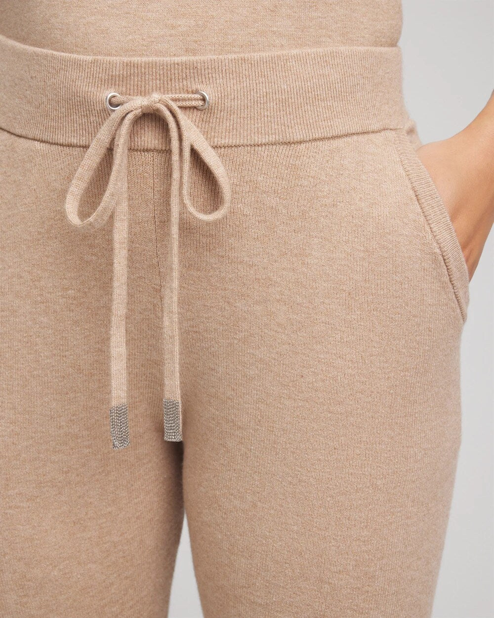 Chico's Women | Zenergy® Luxe Tapered Ankle Pants CHAMPAGNE FIZZ