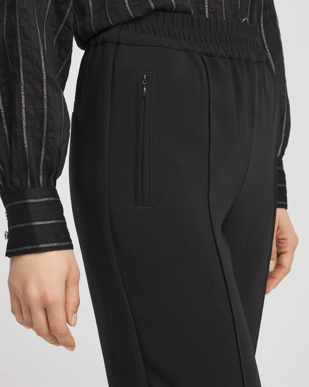 Chico's Women | Crepe Side-Zip Tapered Ankle Pants BLACK