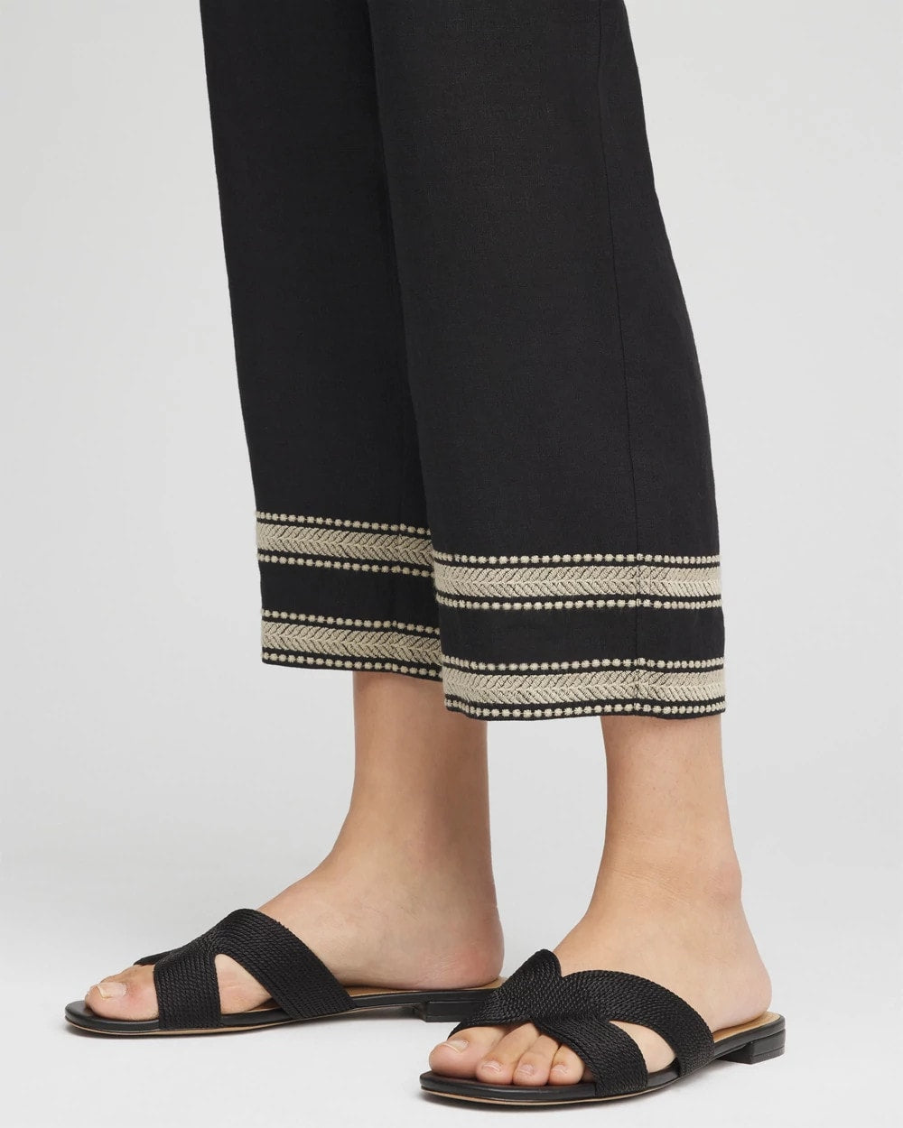 Chico's Women | Linen Elastic Waist Cropped Pants BLACK
