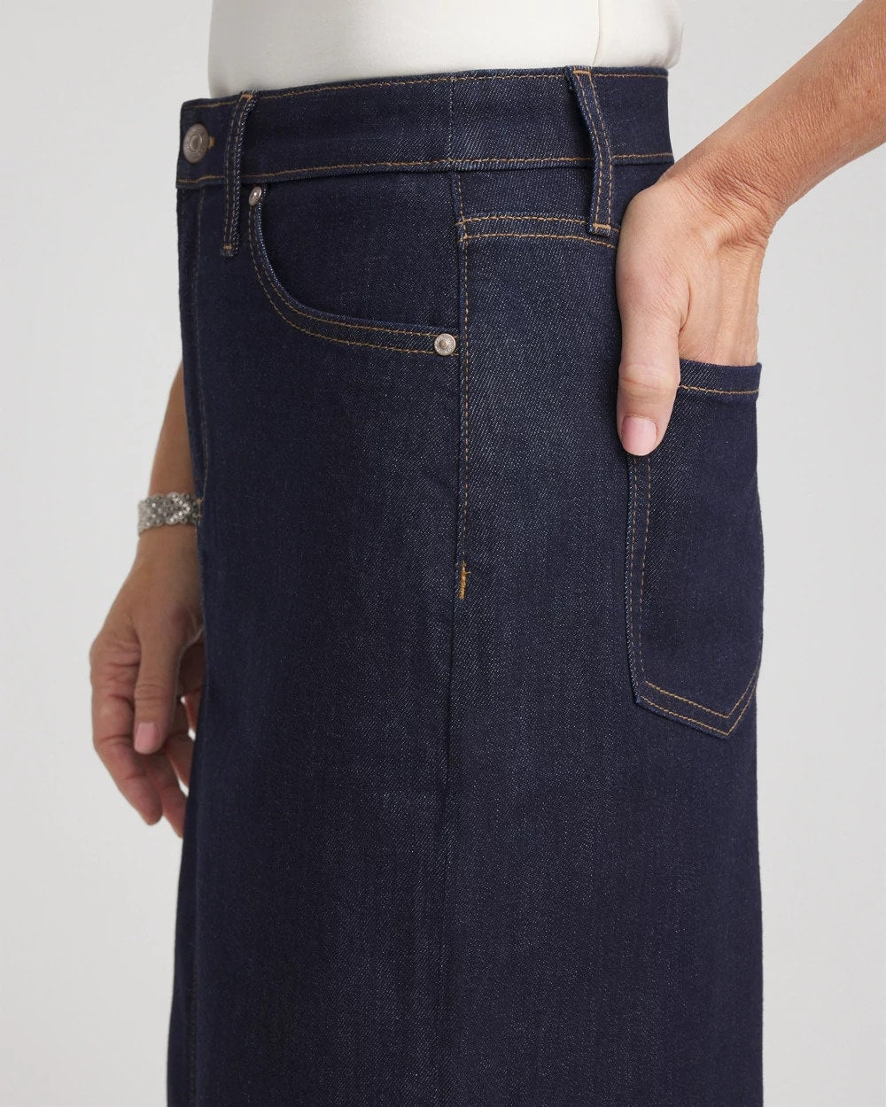 Chico's Women | High-Rise Straight Stretch-Denim Skirt CEDAR RINSE
