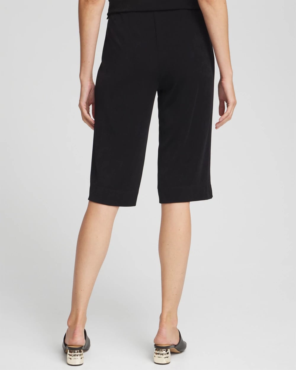 Chico's Women | Travelers™ No Tummy Shorts TRAVELERS BLACK