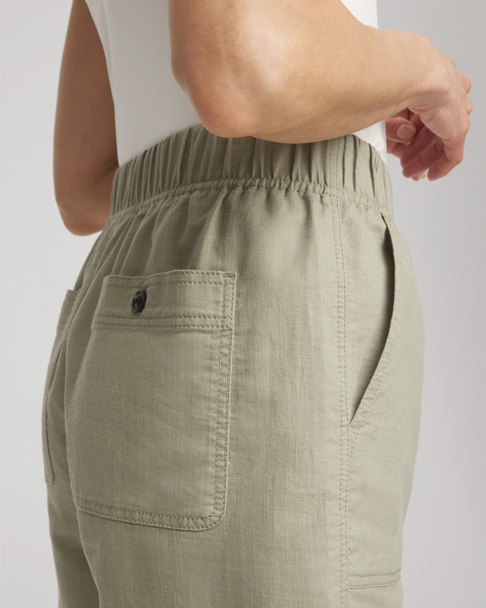 Chico's Women | Cotton-Linen Pull-On Utility Shorts WASHED SAGE