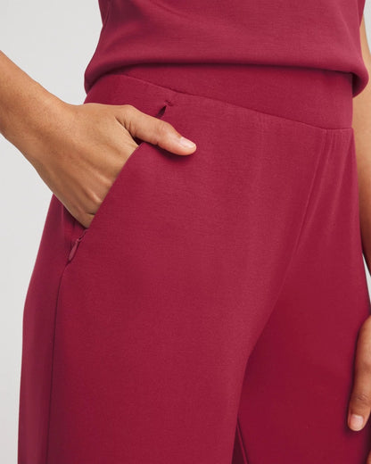 Chico's Women | Zenergy® Cropped Pants RUSSET RED