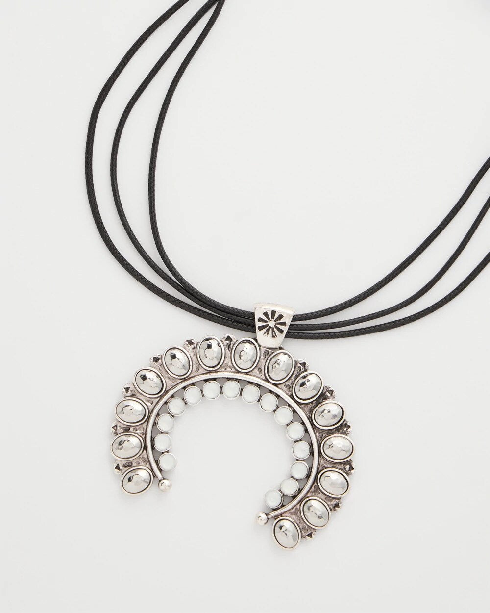 Chico's Women | Short Horseshoe Pendant Necklace SILVER