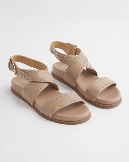 Chico's Women | Tan Leather Sandals DARK NATURAL