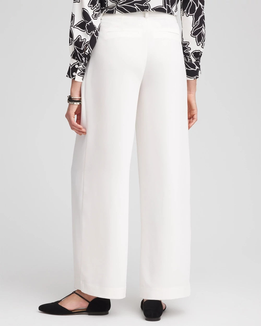 Chico's Women | Petite Crepe Pleated Relaxed Pants ECRU