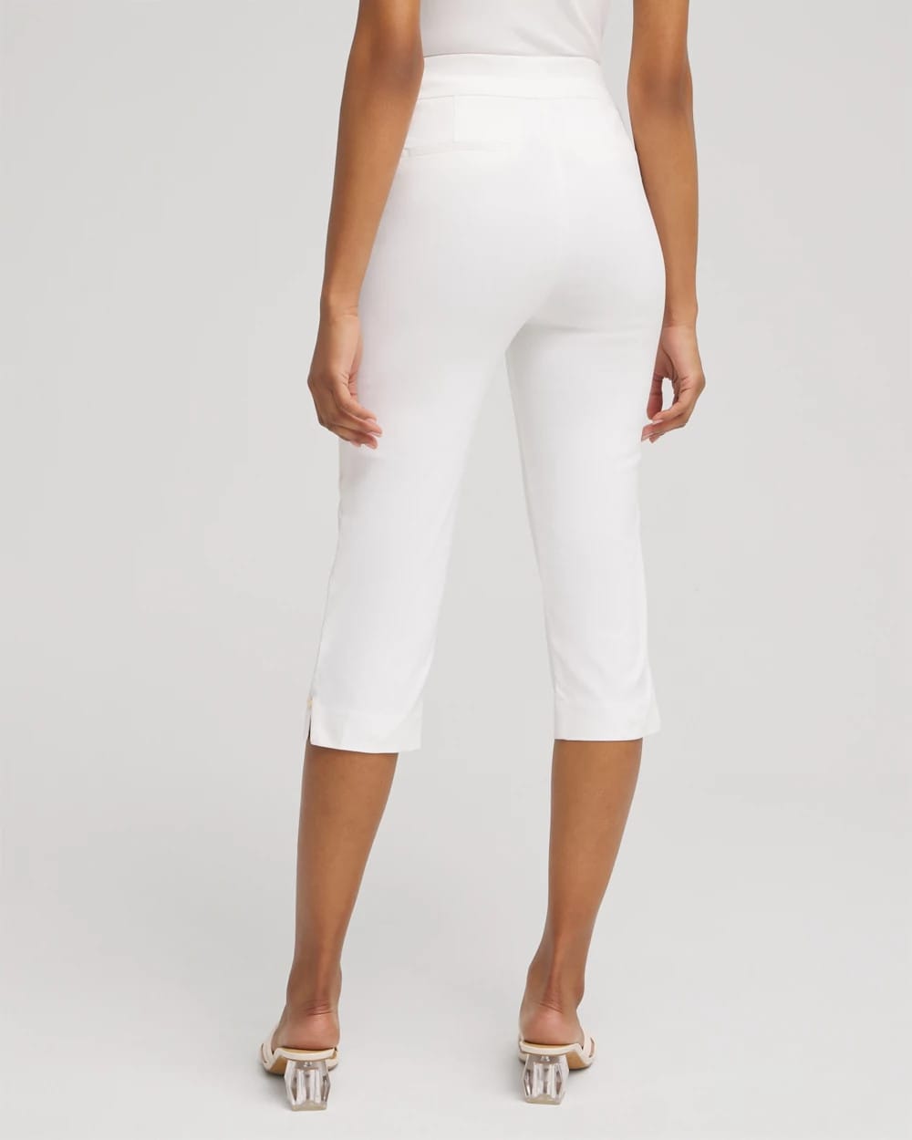 Chico's Women | Petite Brigitte Rivet Capris ALABASTER