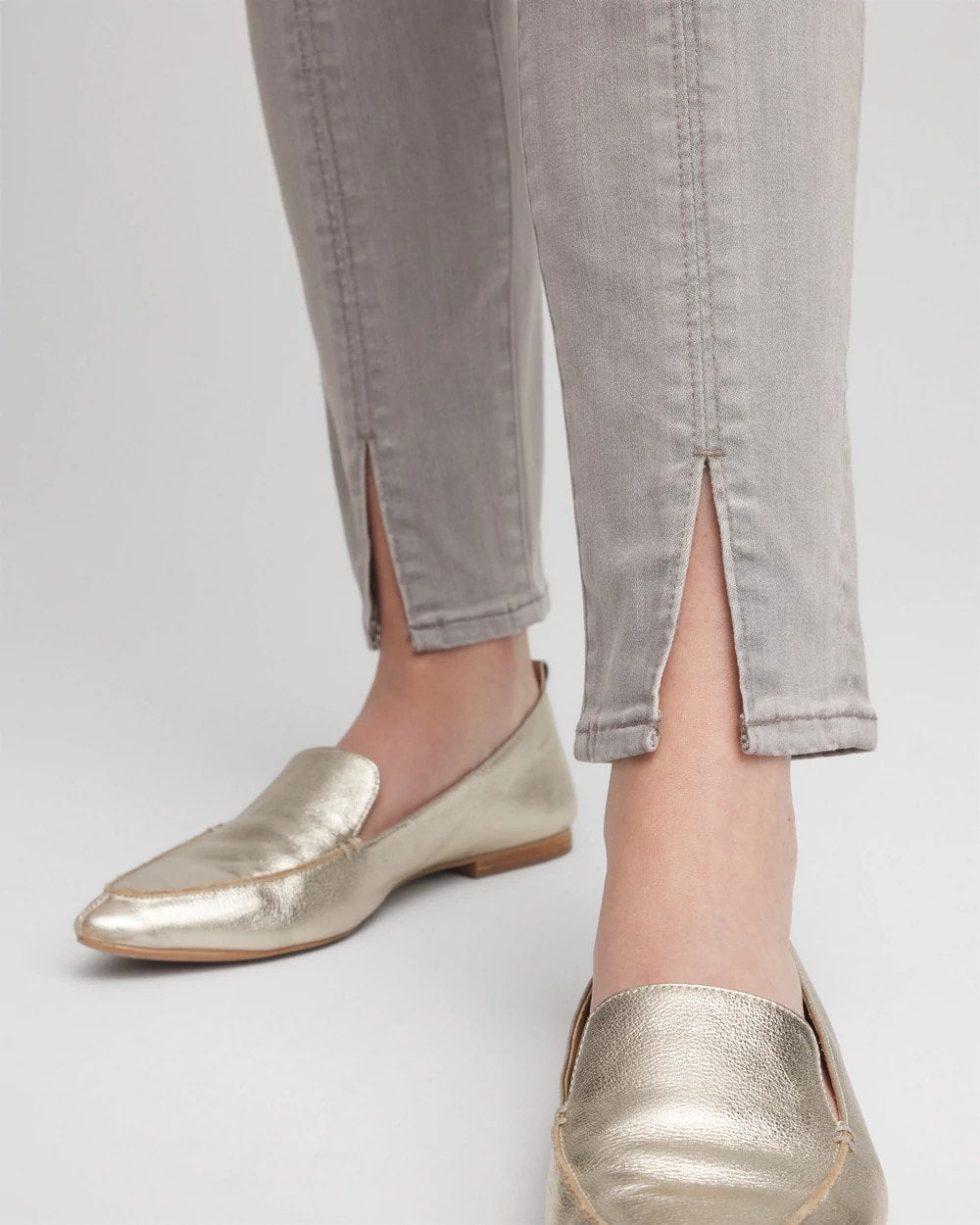 Chico's Women | Petite Silver Pull-On Slim Ankle Jeggings SILVER BIRCH WASH