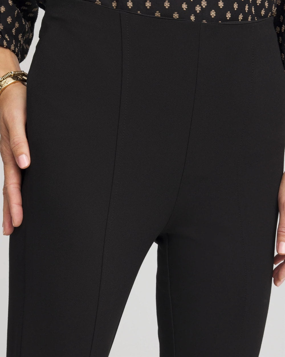 Chico's Women | Lightweight Juliet Flared Ankle Pants BLACK