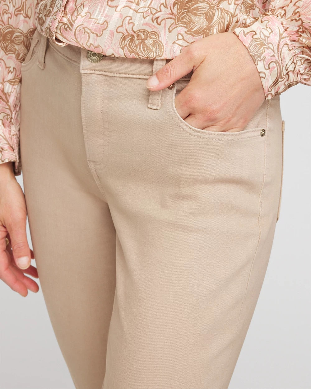 Chico's Women | Girlfriend Slim Full-Length Jeans CHAMPAGNE FIZZ