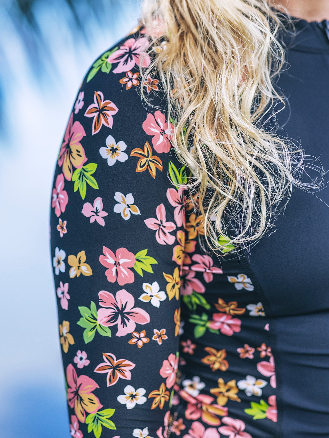 Hibiscus Dream Long Sleeve Front Zip Rashguard